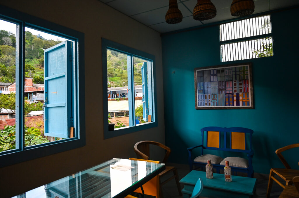 El Viaje del Café: De las Montañas de Pijao a Tu Taza